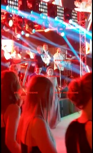 VIDEO fabulos cu Gigi Becali! A cântat alături de Pindu la nunta Teodorei Becali cu Mihai Mincu. Imagini EXCLUSIVE