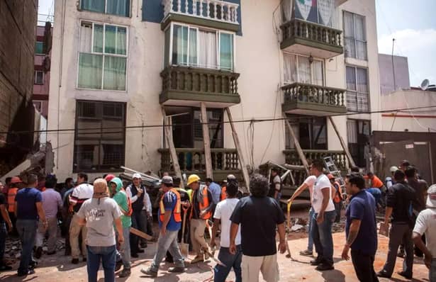 Foto. Cutremur puternic în Mexic. S-a decretat stare de urgenţă