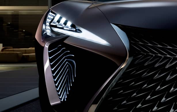 Lexus UV ar putea fi lansat în luna martie! SUV-ul va intra pe segmentul BMW X1 şi Audi Q2