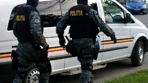 Alerta în Dâmbovița! Cinci fete au dispărut fără urmă de mai bine de 24 de ore FOTO