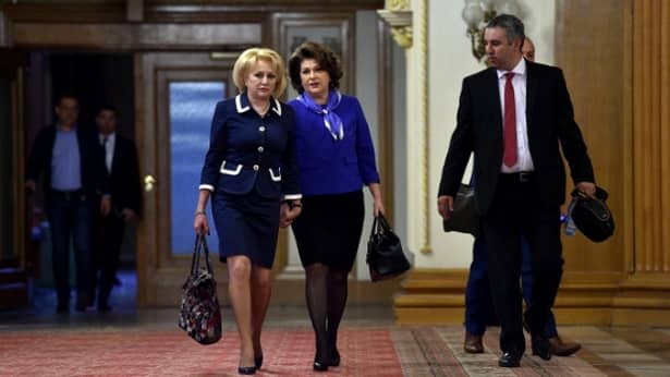 Probleme cu avionul în care se afla Viorica Dăncilă! Ce a pățit premierul României