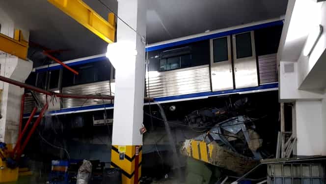 Accident grav la metrou pe magistrala Pipera-Berceni! Trenul a sărit de pe șine! Care este starea vatmanului