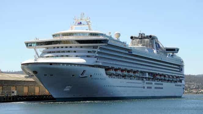MAE: 17 români sunt la bordul navei aflate în carantină la Yokohama, după descoperirea unui caz de infecție cu coronavirus