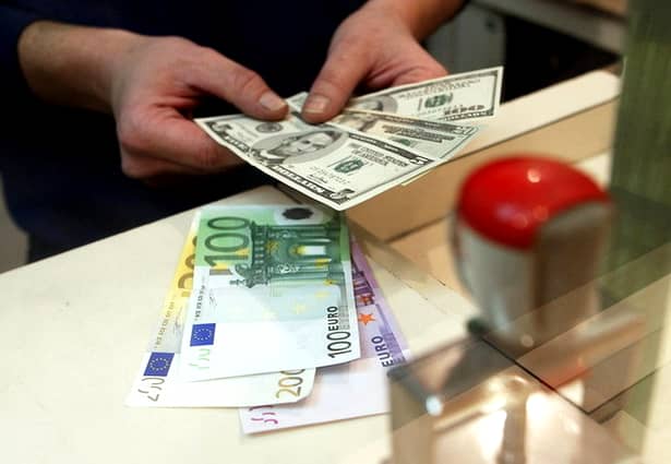 Curs valutar BNR azi, 11 februarie 2019. Euro este în scădere!