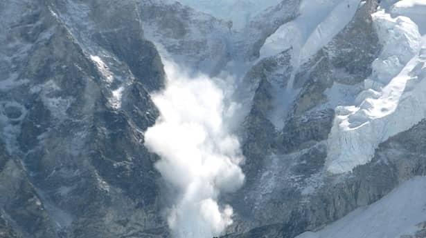 Avertizarea meteorologilor: pericol de avalanșe! Ninsori masive și ger năprasnic în următoarele zile