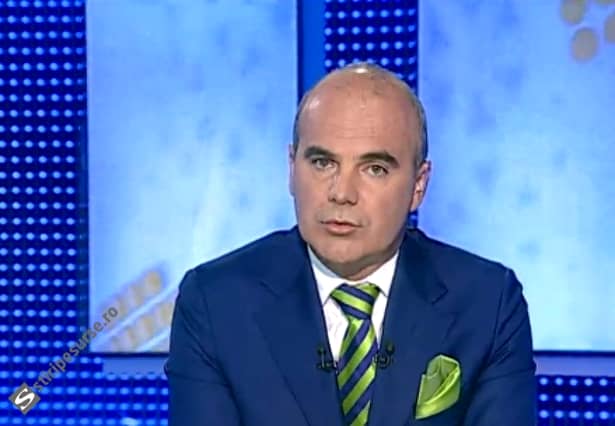 Surse: Rareș Bogdan ar putea fi înlocuit cu Robert Turcescu, la Realitatea TV. Care e scenariul