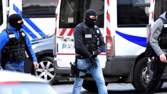 Atac armat! Un jurnalist şi soţia lui, împuşcaţi în plină stradă în Franţa!