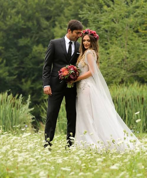Adela Popescu şi Radu Vâlcan s-au căsătorit! Primele imagini