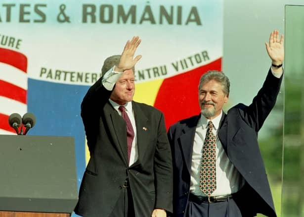 Transformare şocantă! Cum arată Emil Constantinescu acum, la 18 ani după ce a pierdut preşedinţia României