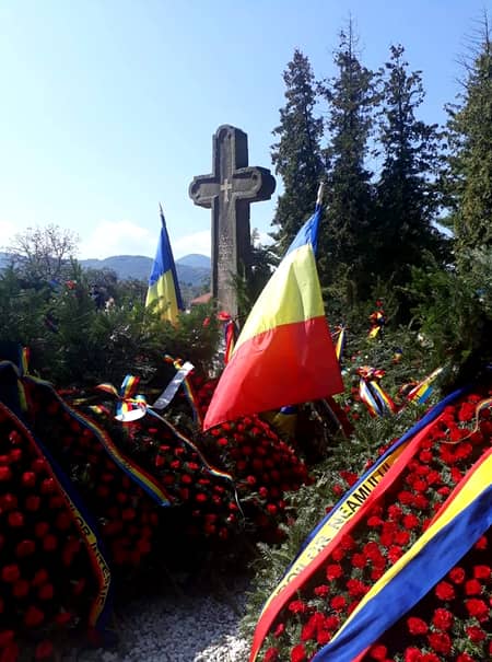 Serbările de la Tebea sunt organizate an de an, în memoria lui Avram Iancu