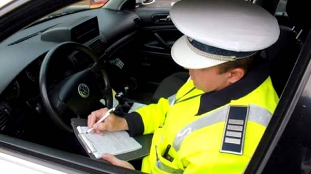 Noi reguli pentru șoferi, în 2019! Klaus Iohannis a semnat legea privind circulația pe drumurile publice