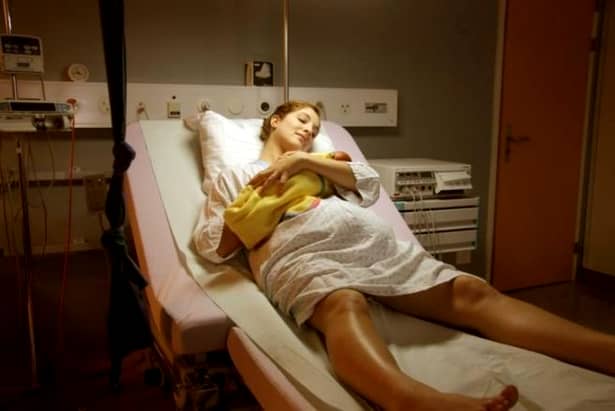 Un spital renumit a interzis cezarienele la cerere