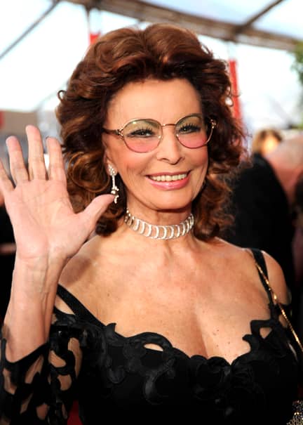 Sophia Loren arată incredibil, la 84 de ani! Imagini surprinse acum câteva zile