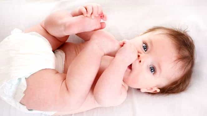 Substanțe chimice, în scutecele pentru bebeluși! Ce conțin celebrii ”pamperși”