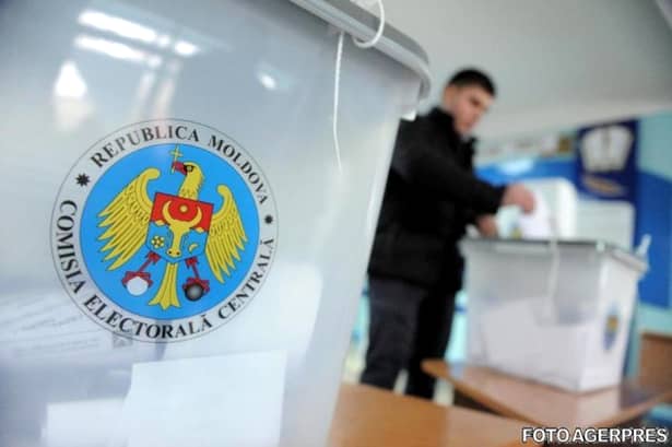 Duminică au loc alegeri locale în Republica Moldova