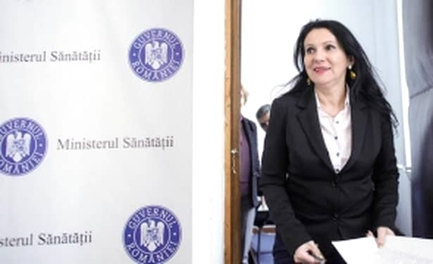 Iulia Albu a analizat ținutele femeilor din politică! Ce zice de Viorica Dăncilă și cine s-a „coafat după un catalog Igiena 1980”