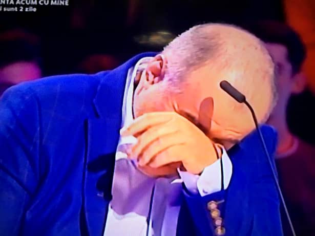 Florin Călinescu a plâns in direct la Romanii au Talent