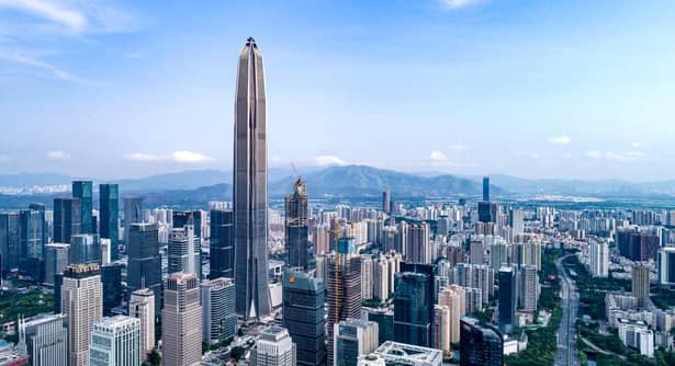 Cele mai înalte 10 clădiri din lume: Ping An Finance Center - 599,1 m, 118 etaje. Cea mai înaltă clădire din Shenzhen, China
