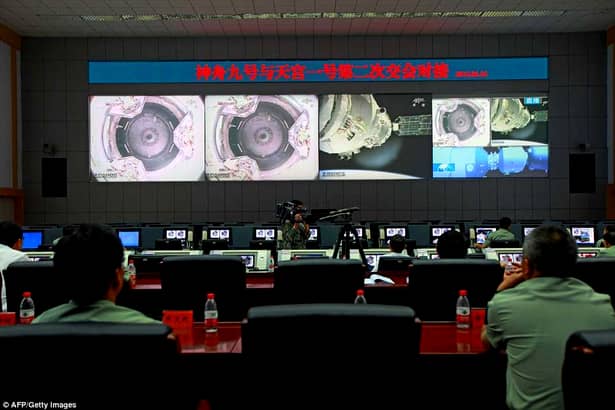 Video fantastic! Staţia spaţială Tiangong 1 s-a prăbuşit în Pacific!