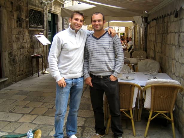 El e primul iubit al Simonei Halep! E UN BĂRBAT  CELEBRU DE LA NOI! Cîţi ani avea tenismena când s-a întîmplat