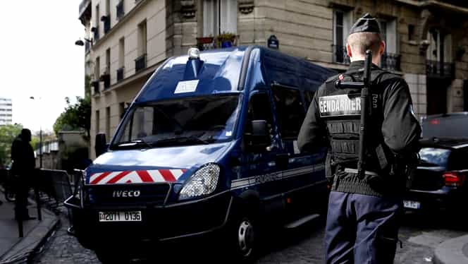 Bărbat împușcat mortal în Paris după ce a înjunghiat mai multe persoane