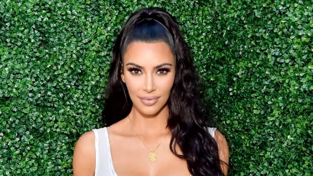 Așa să tot arăți la 38 de ani. Kim Kardashian a umplut Instagramul de poze sexy
