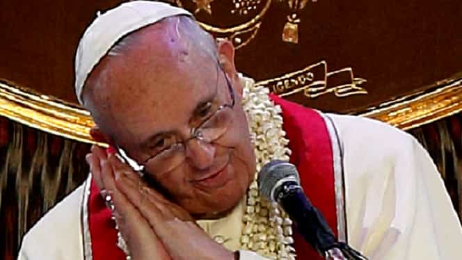 Cum crezi că se termină mai toate rugăciunile Papei de la Roma? Chiar el a recunoscut!