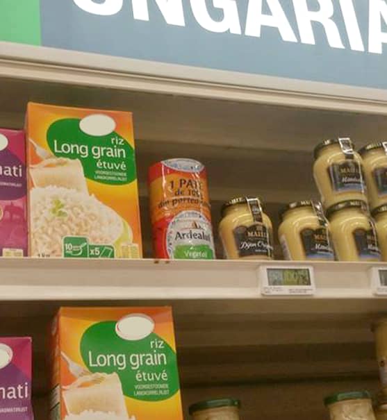 Pare banc, dar nu e! Ce a apărut pe raftul de sus al raionului cu „Produse din Ungaria”, într-un supermarket din Bucureşti