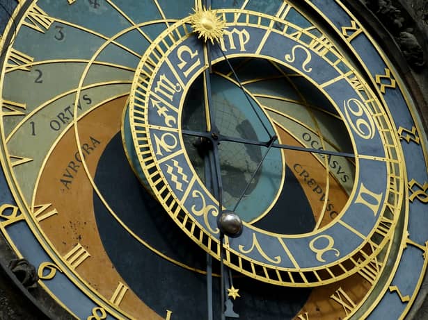 Superstiții neștiute de Anul Nou dezvăluite de ”regele horoscopului”, Mihai Voropchievici
