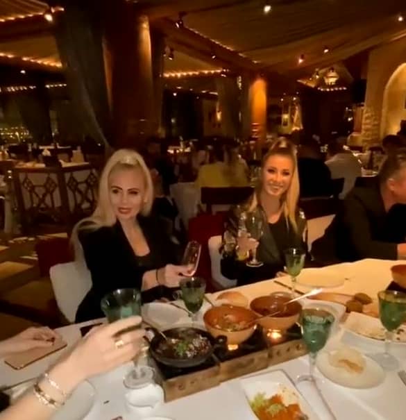 Anamaria Prodan, petrecere cu lăutari în Dubai! A primit cadouri mai multe genţi, în valoare de sute de mii de euro