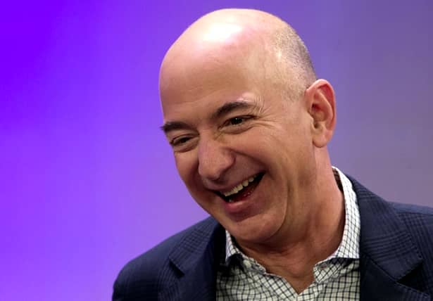 Jeff Bezos este cel mai bogat om al planetei! Ce avere are!
