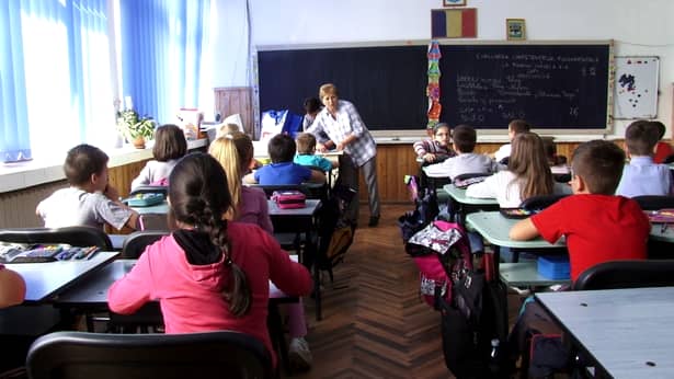 Marți, 29 ianuarie, s-au înregistrat 500 de cazuri de absenteism în școlile din România