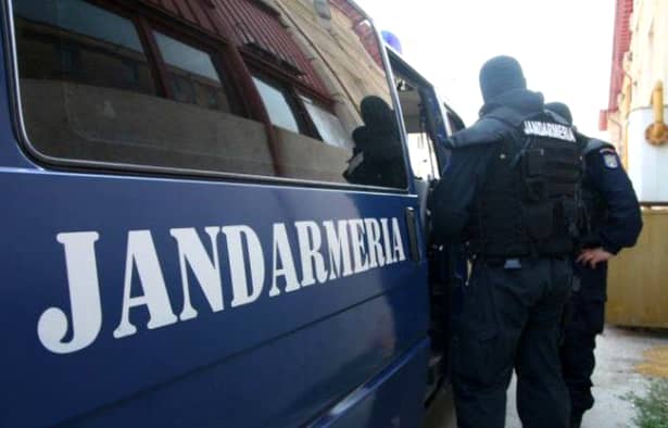 Cum a ajuns un subofiţer din Jandarmerie, arestat pentru trafic de cocaină după ce a fost prins în flagrant