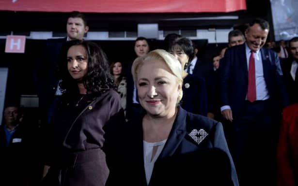 Viorica Dăncilă şi-a făcut broşă specială pentru campania electorală. Viorica Dăncilă