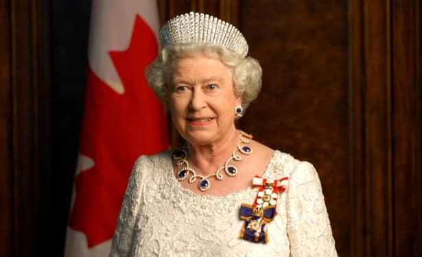 Când renunță la tron regina Elisabeta a Marii Britanii? Cine o va moșteni