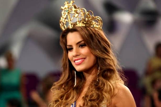 Miss Columbia, careia i s-a „luat” titlul Miss Univers, selfie-uri incendiare pe Instagram