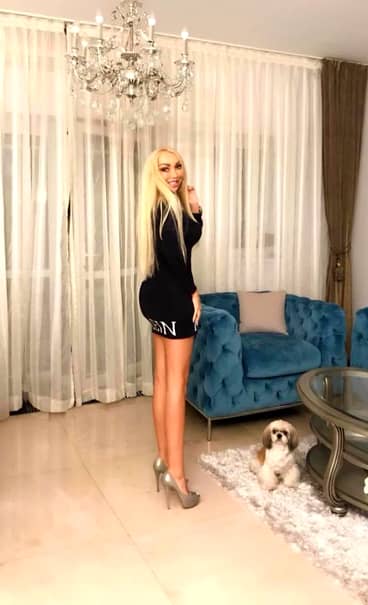 Diana Lucan este noua Paris Hilton de România! Câinii ei trăiesc într-o vilă de lux