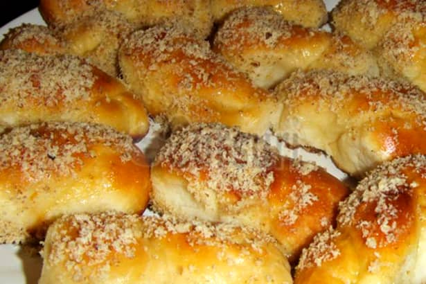 Mucenicii moldovenești acoperă o „arie” largă de gusturi și sunt un desert iubit de majoritatea românilor, credincioși sau atei. Aluatul asemănător celui de cozonac le dă tot farmecul