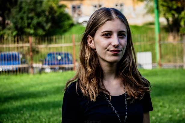 Cât de frumoasă era fiica asasinului de la Braşov! Mesaj dureros postat de Ioana, pe Facebook