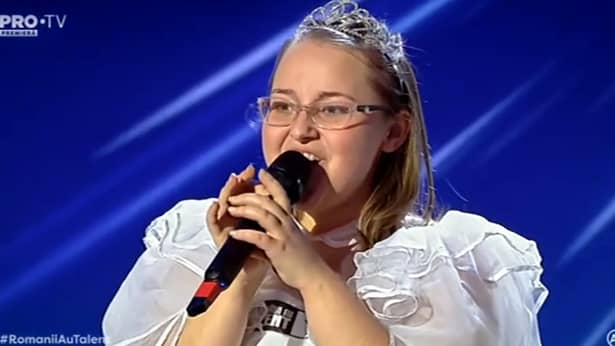 Claudia Vesa a cântat O Sole Mio la Romanii au Talent