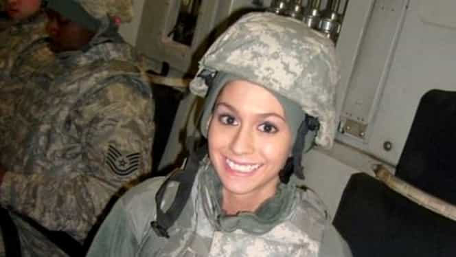 La 19 ani, fata asta s-a inrolat in armata si a ajuns pe front, in Afganistan. E incredibil cum arata acum, dupa 6 ani de lupte cu talibanii – FOTO