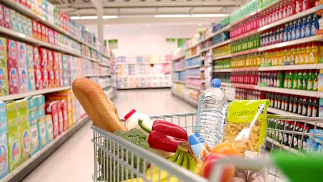 Trucurile supermarketurilor pentru a ne face să cumpărăm mai mult