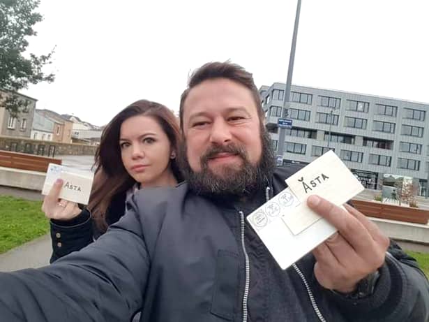 Românii din Diaspora, gest după ce ies de la vot. Imaginile au devenit virale. FOTO