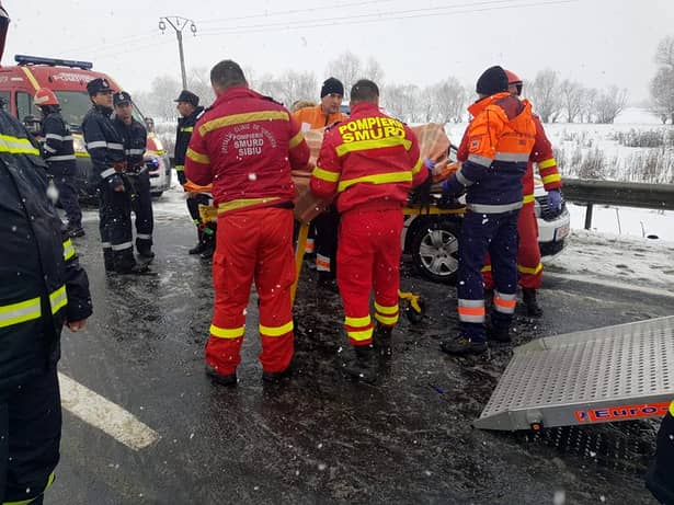 Accident GRAV pe DN1, în Sibiu! Trafic blocat, 10 persoane rănite! Plan roşu de intervenţie
