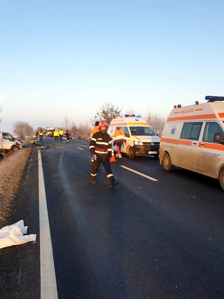 Plan roșu de intervenție, la Suceava: doi morți și șapte răniți, în urma unui accident în Sasca Nouă. VIDEO