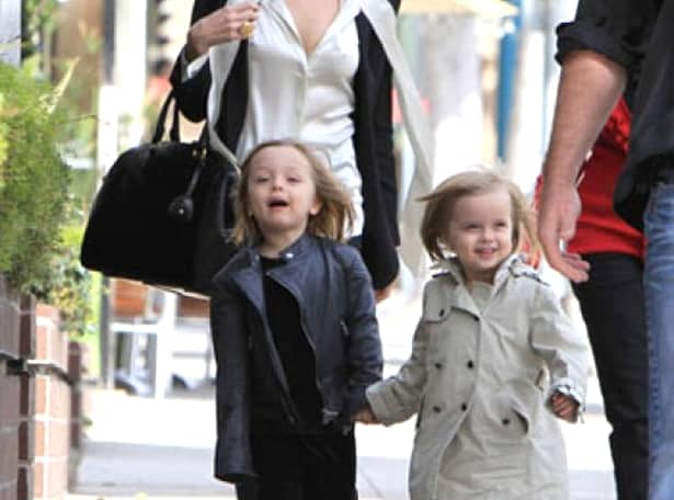 Fiica celebrului fost cuplu Jolie-Pitt devine tot mai frumoasă. Micuța are doar 10 ani, dar seamănă la grație și frumusețe cu mama sa, Angelina Jolie