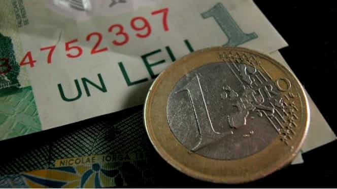 Euro revine spre 4,46 lei, pe fondul creşterii plasamentelor străine în active româneşti