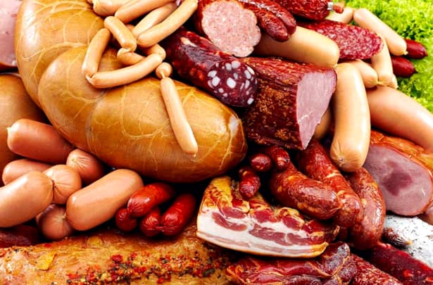 Alimentele toxice pe care și tu le ai în frigider! Milioane de români le consumă