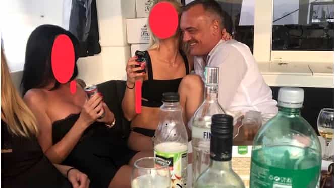 Zsolt Borkai, primarul din Gyor, a câștigat la mustață alegerile locale, chiar dacă a fost implicat într-un scandal sexual grav!