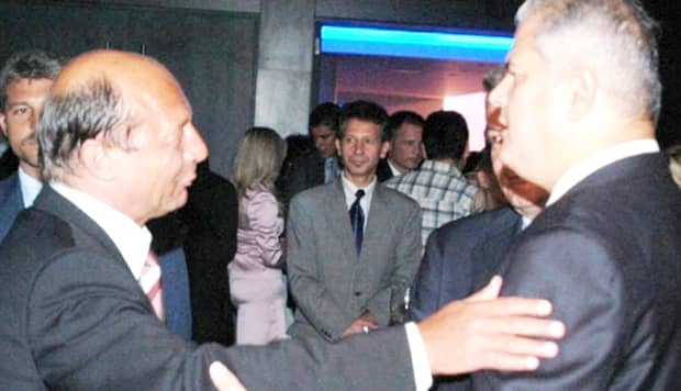 Adrian Năstase continuă războiul cu Traian Băsescu: “Suferă de Alzheimer. Era fragil încă din 2004”